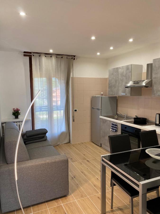 Casa Sandrina Caprino Veronese Bagian luar foto